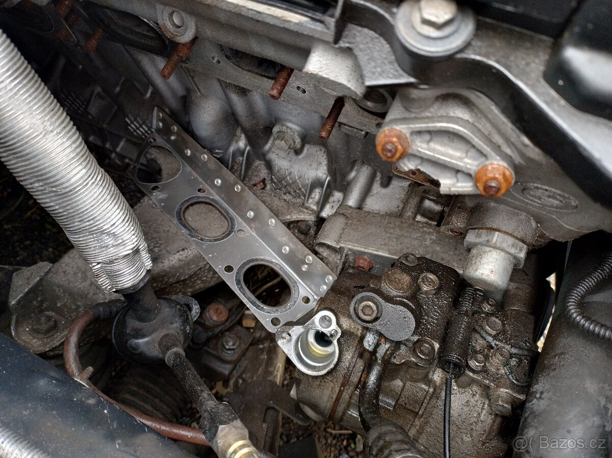 BMW E39 525i 2001 141kW - TOP VYBAVA, DILY - 15