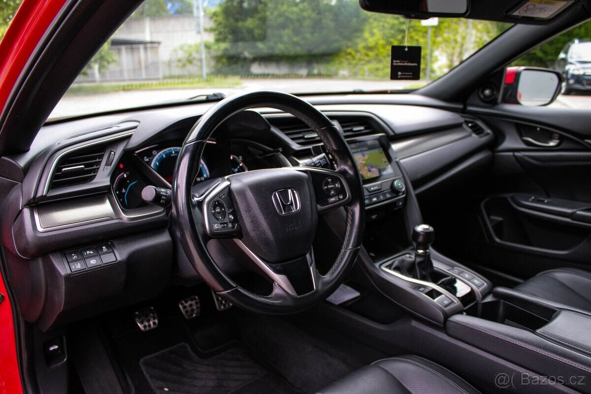 Honda Civic 1.0 DOHC VTEC Turbo Elegance - 15