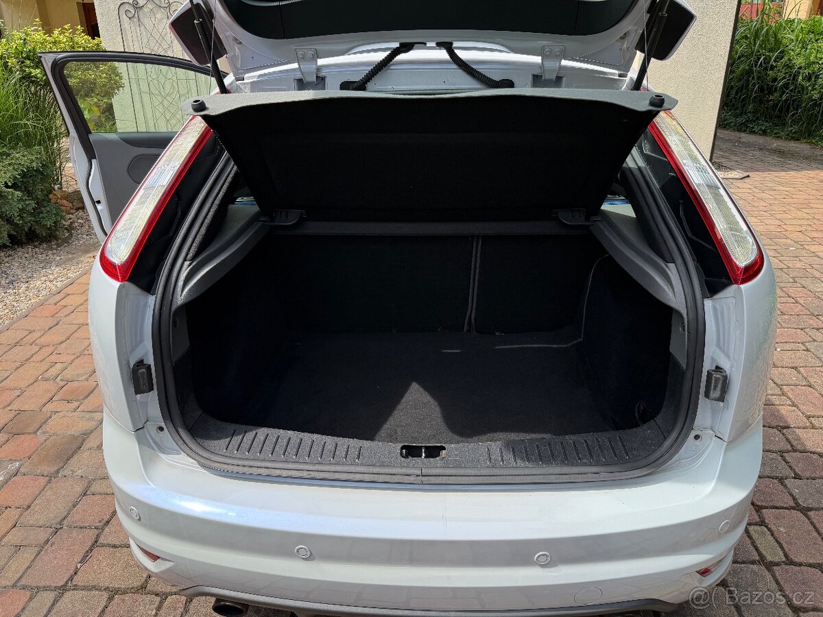 Ford Focus ST 225 - 117tkm, 166kw, 2009 - 15