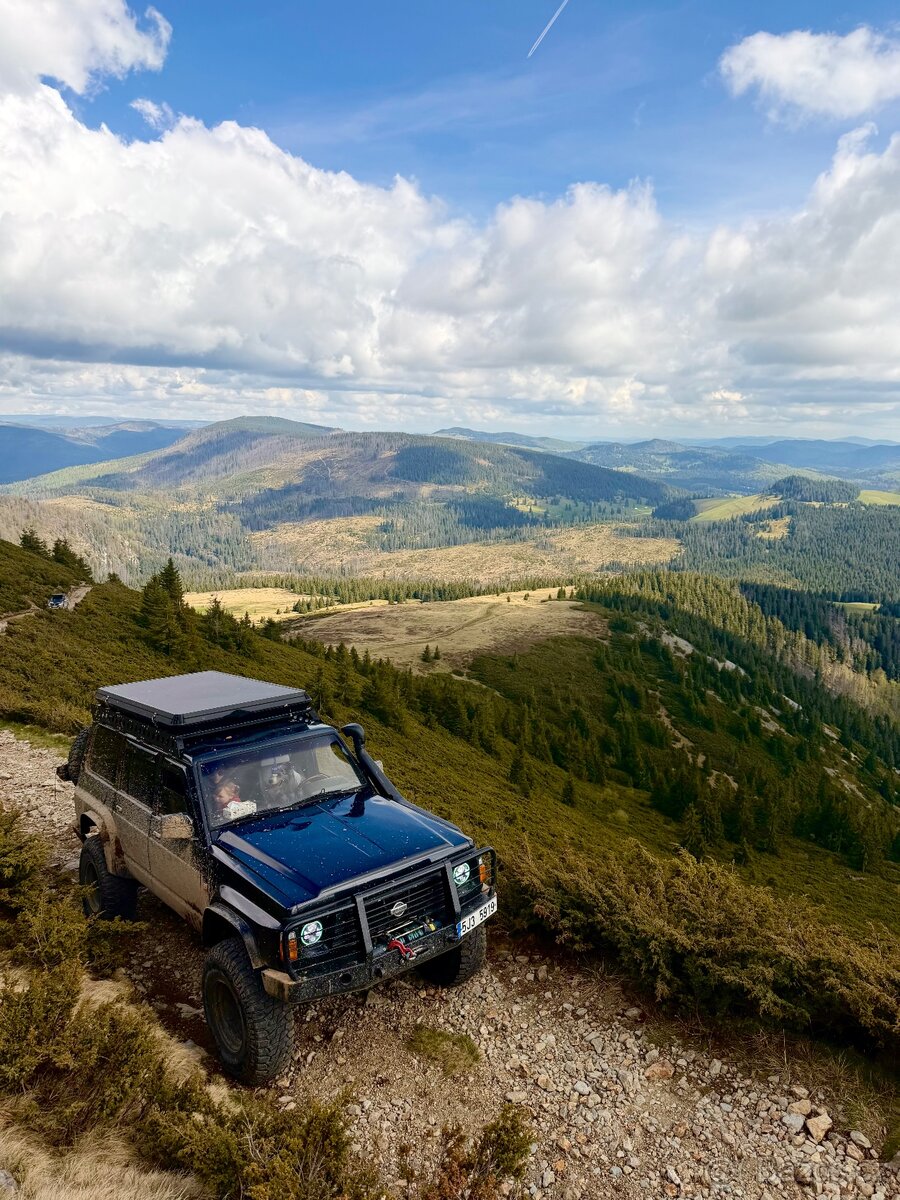 Nissan Patrol y60 expediční vůz - 15