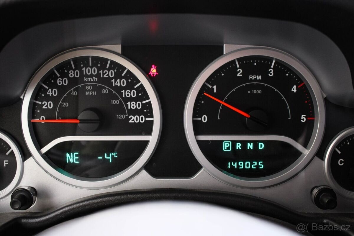 Jeep Wrangler 2.8 CRD Sport A/T - 15