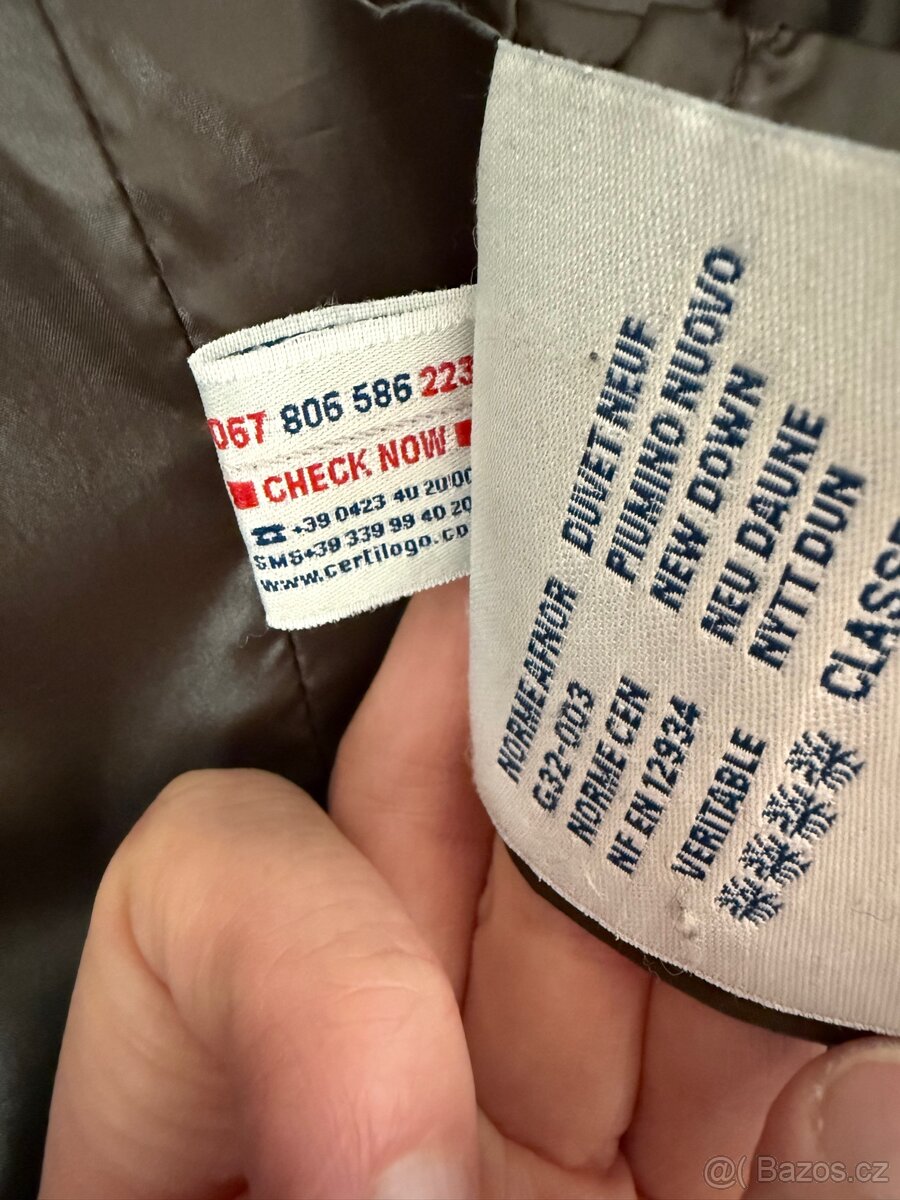 Perova bunda Moncler s myvali kozesinou - 15