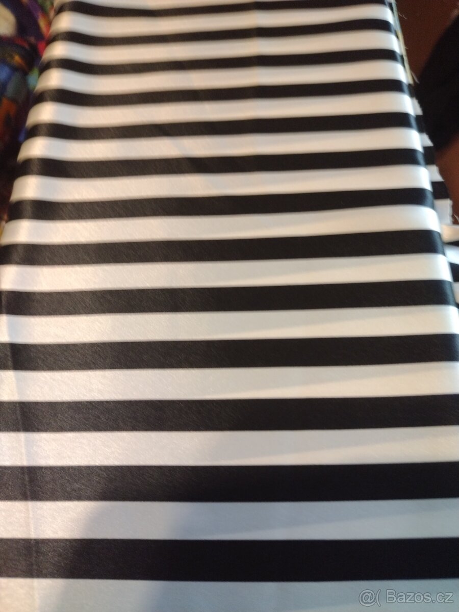 Látky metráž - 15