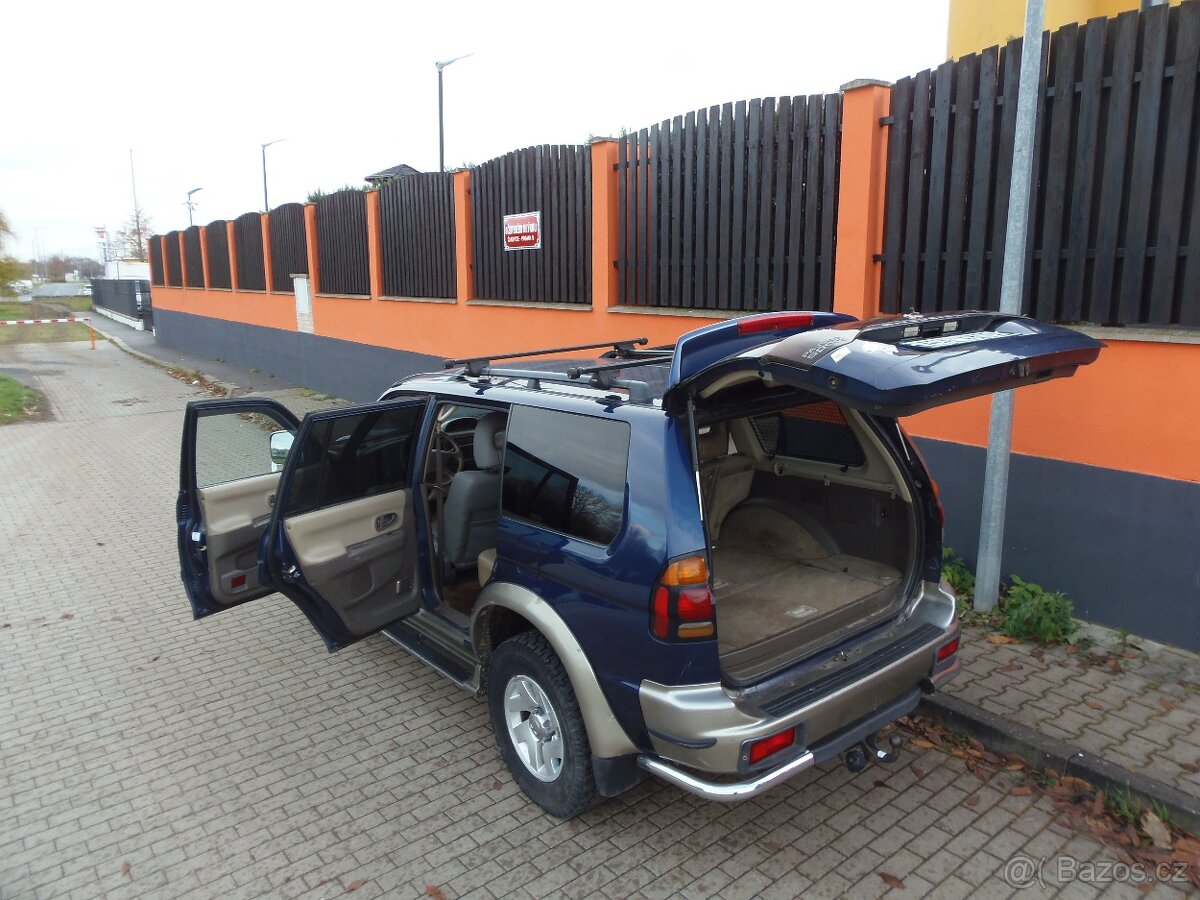 Mitsubishi Pajero Sport 2.5 TD 4x4 tažné 2.8t ČR původ - 15