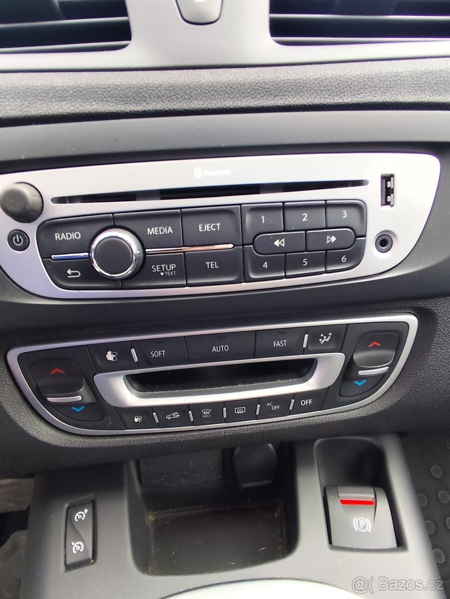 RENAULT MEGANE SCENIC - 15