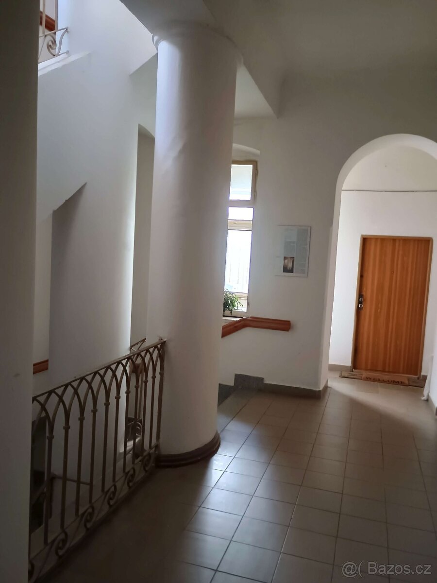 Pronájem 4+1 České Budějovice, Dr. Stejskala v centru - 15