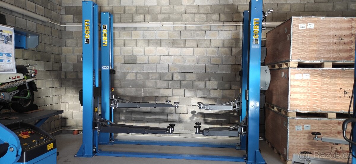 Mobilní nůžkový zvedák,zdvih 3000kg/1m ZÁRUKA - 15