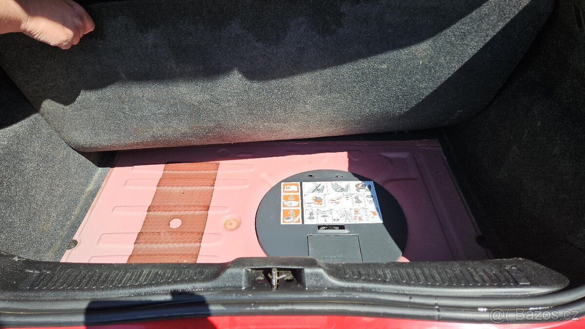 RENAULT CLIO 1.2 16V Authentique - 15