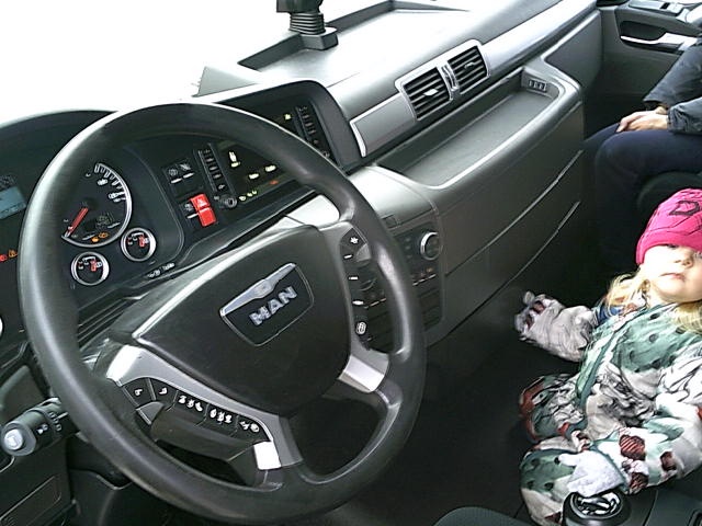 MAN TGX 18.480 XLX low Deck mega, r.v. 2017 - 15