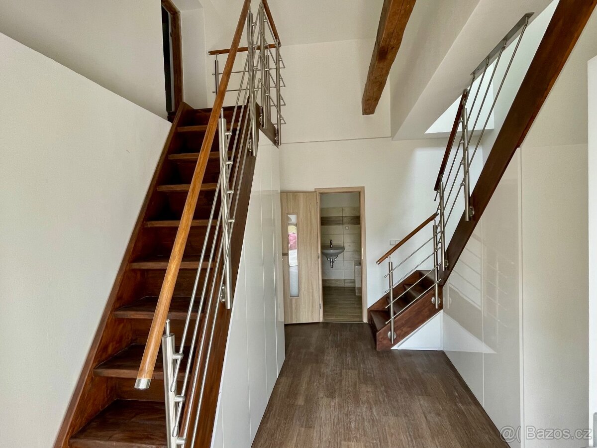 Prodej RD 5++1 s garáží a zahradkou.Přehrada Plumlov - 15