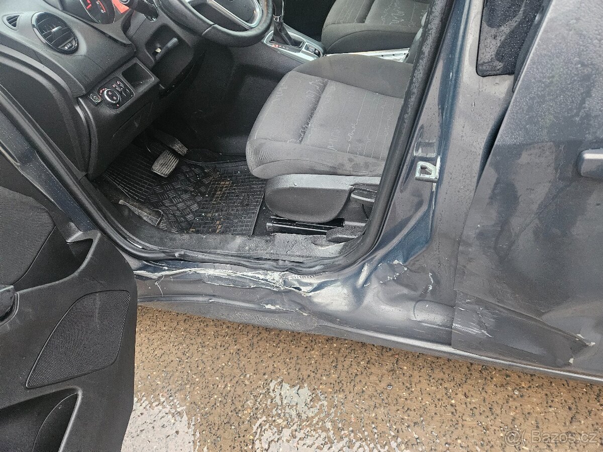 Opel Meriva 1.4T 103kw LPG automat 2015 - 15