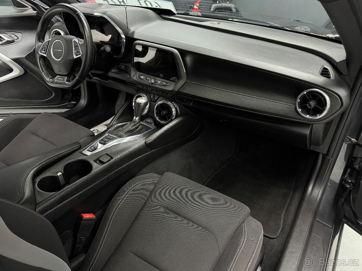Chevrolet Camaro 6.2 V8 A/T 2017 - 15