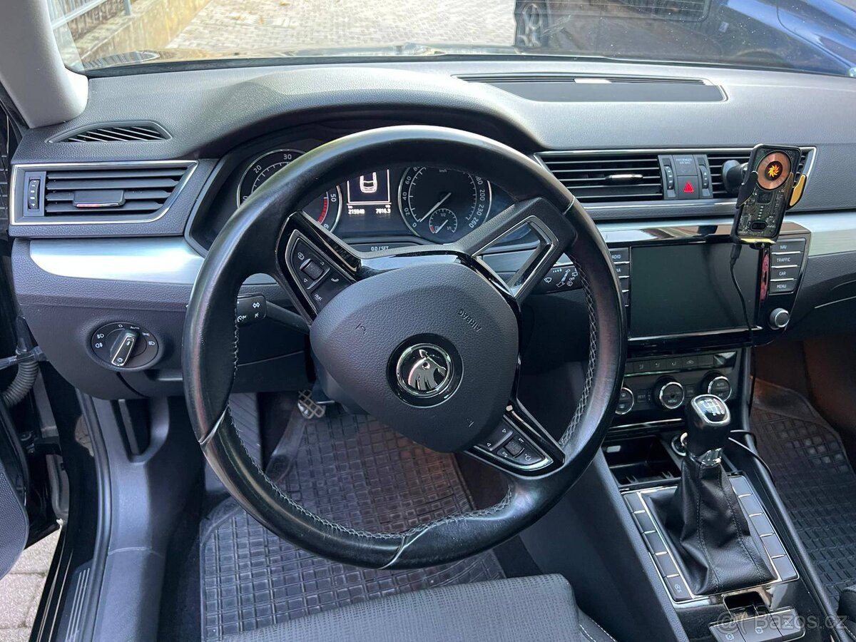 ŠKODA SUPERB 2,0TDi 110kw DSG GPS Panorama Xenon 2016 - 15