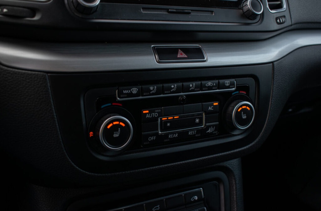 Volkswagen Sharan 2.0 TDI BMT Highline DSG - 15