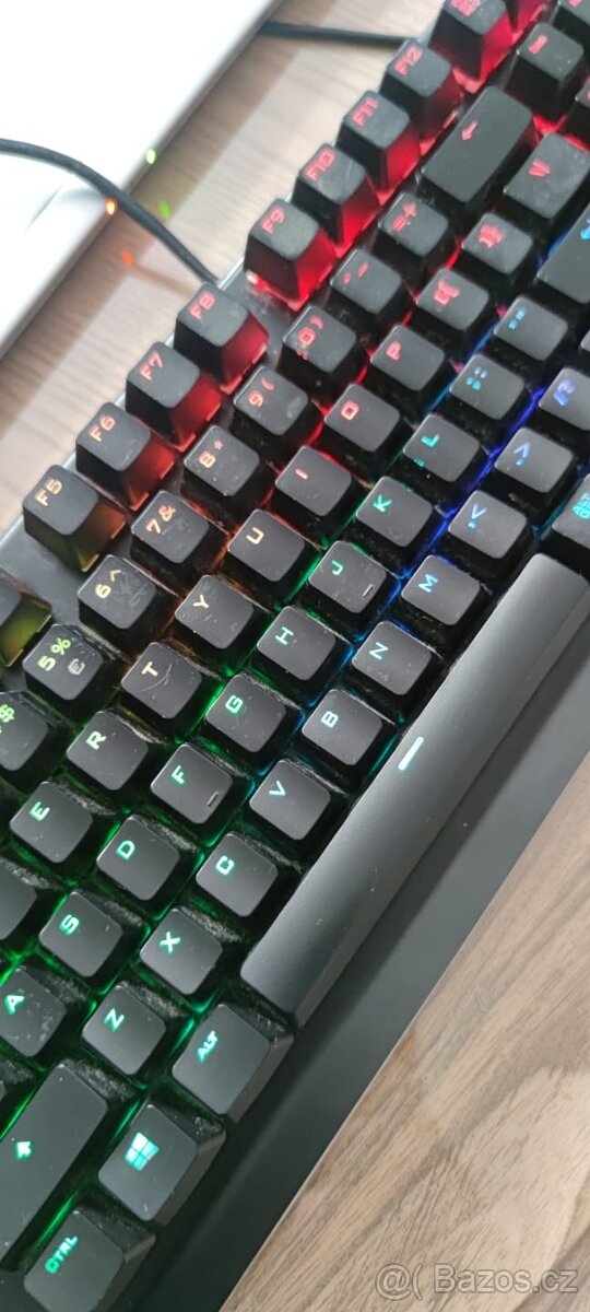 mechanická herní klávesnice Trust GXT 890 Cada. - 15