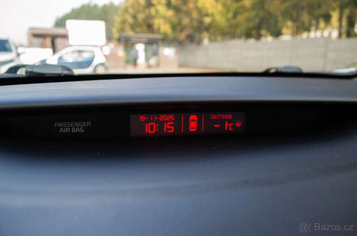 Kia Ceed SW 1.6 GDI - 15