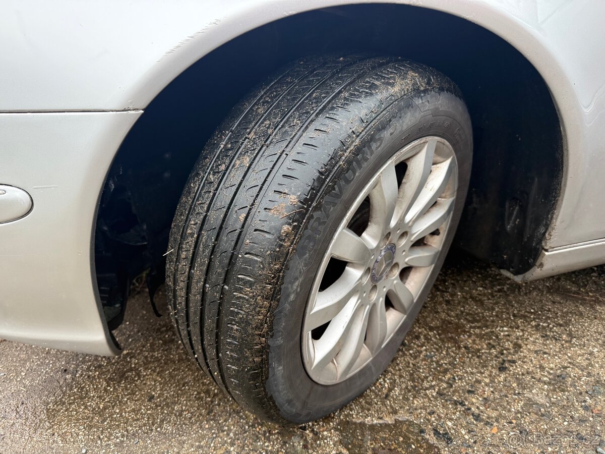 Mercedes Benz W211 270CDI - 15