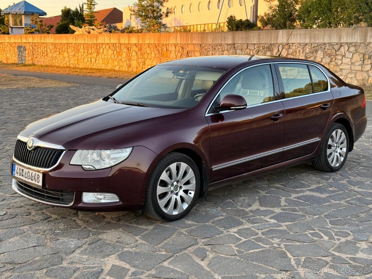 Škoda Superb - 15
