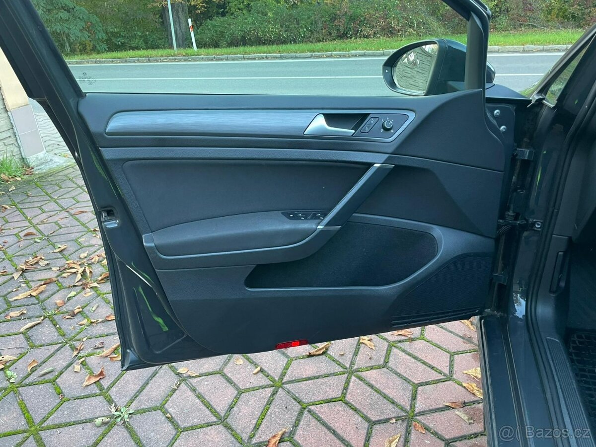 Volkswagen Golf 1.6TDi 1.MAJITEL ČR DPH - 15
