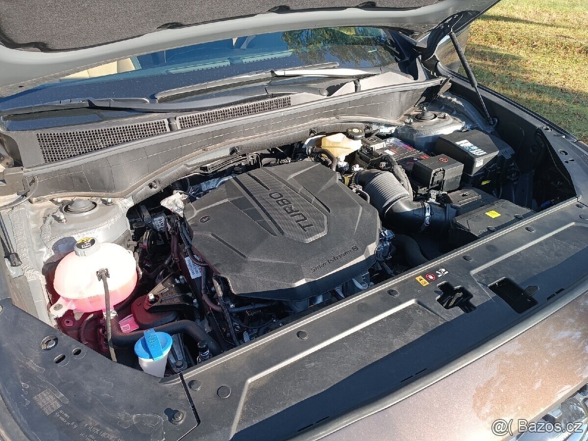 Hyundai SANTA FE 2,2 CRDI automat 4/23 PREMIUM ČR TOP 4200km - 15