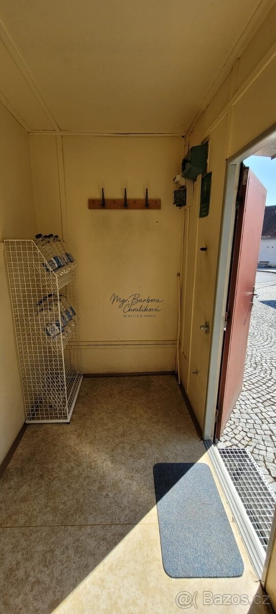 Prodej obchodního stánku (noviny, trafika, občerstvení) o vý - 15