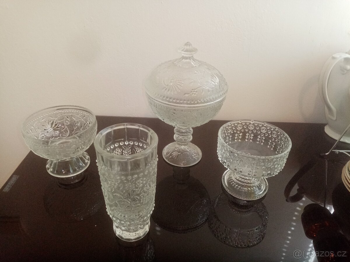 RUZNE STAROZITNE - 15