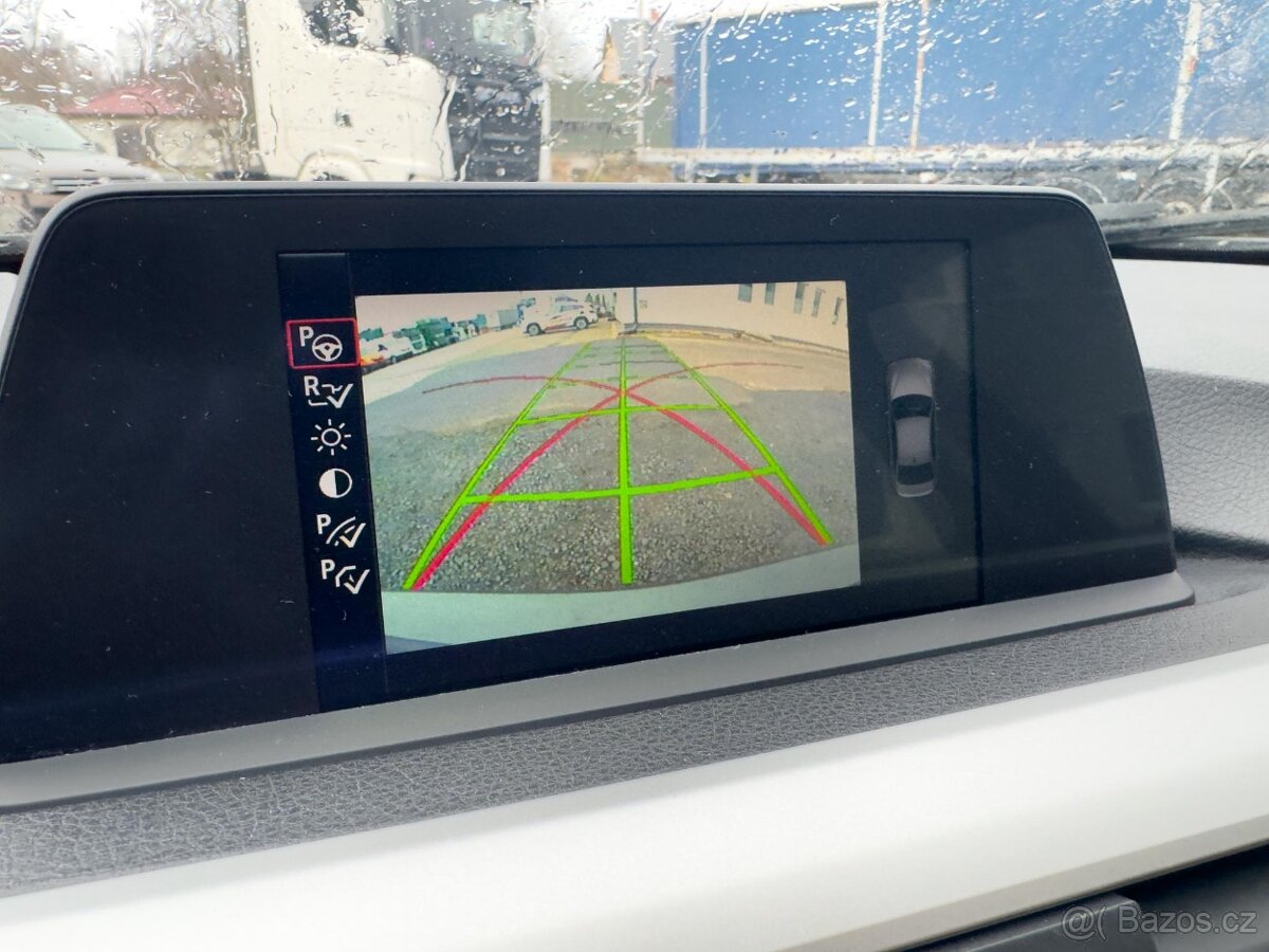 BMW Řada 320d, navi, xenon, kola - 15