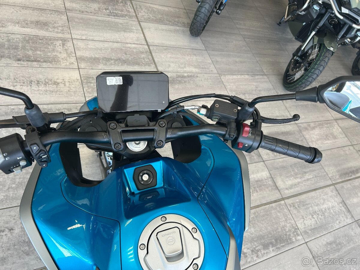 CF Moto 125 NK 2025 - 15