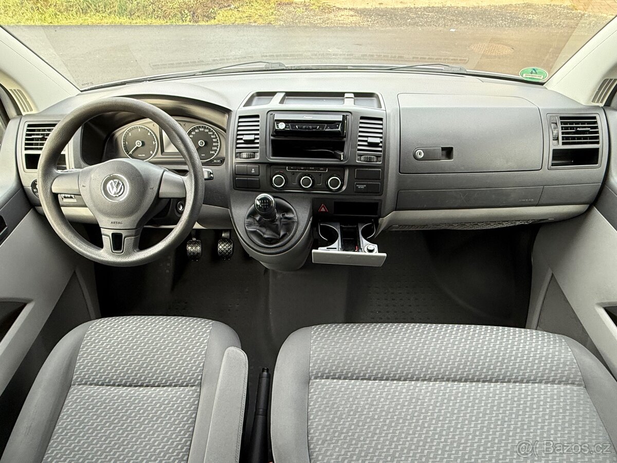 VOLKSWAGEN CARAVELLE T5 GP 2,0 TDI 103 kW 9 míst - 15