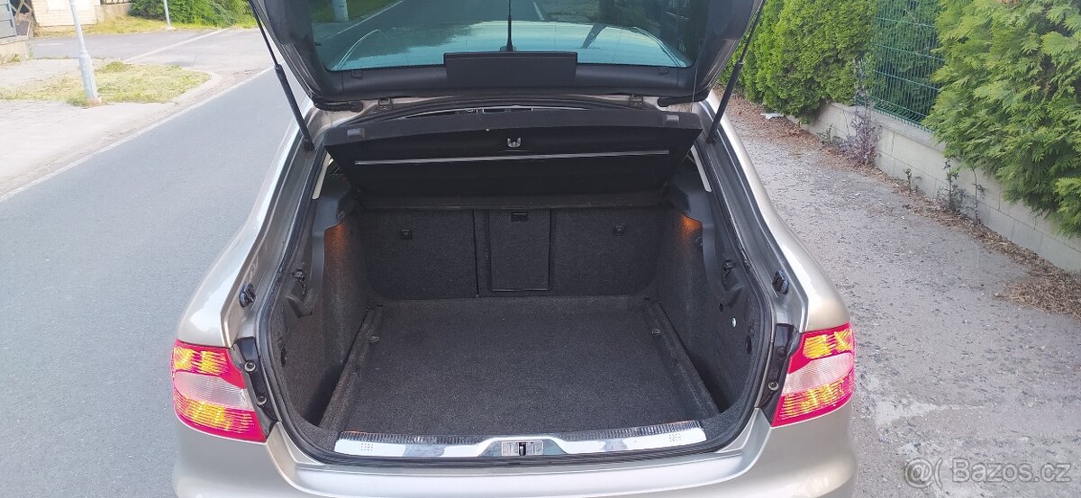 ŠKODA SUPERB II SEDAN 1,8TSi118kw,rv2009,DSG,XENONY - 15