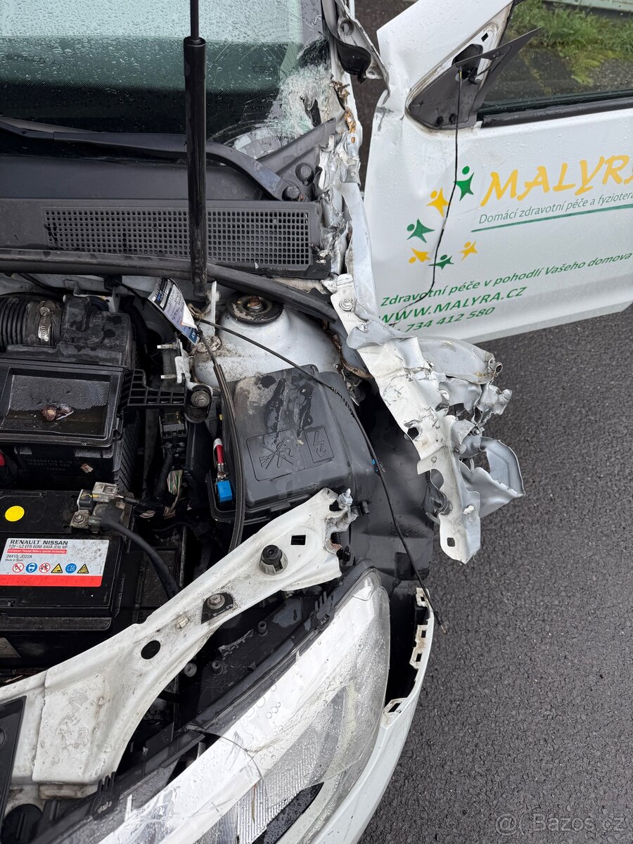 DACIE SANDERO 1.0 54kw 2019 ČR - 15