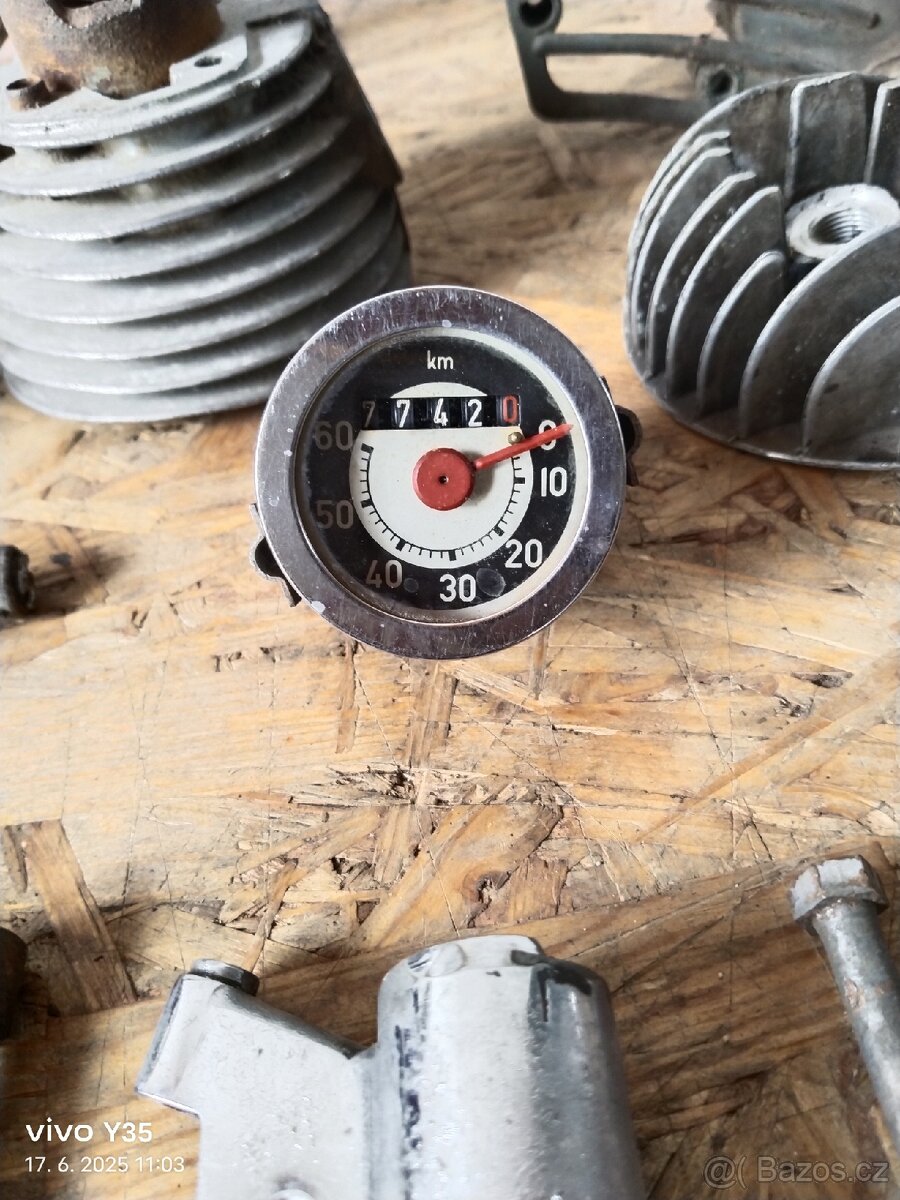 Stadion S11 a S22, Jawetta 551 - 15