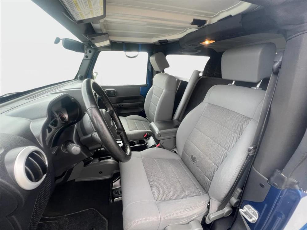 Jeep Wrangler 2,8 CRDi automat - 15