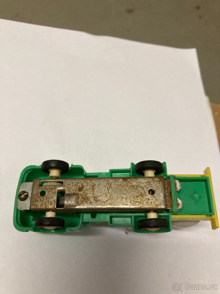 modely aut 10 - 15