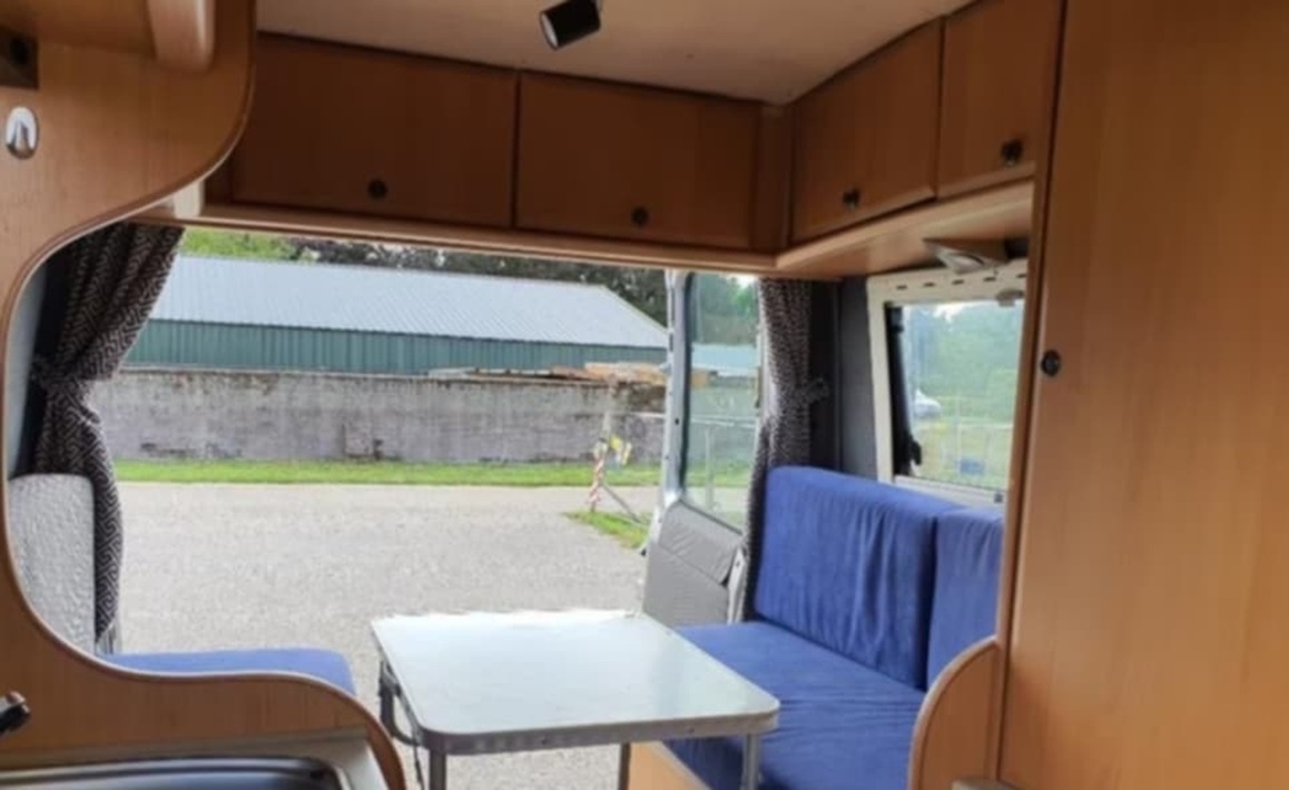 Citroen POSSL ,motor Iveco 2,8; Klimat. Tažné 2t - 15