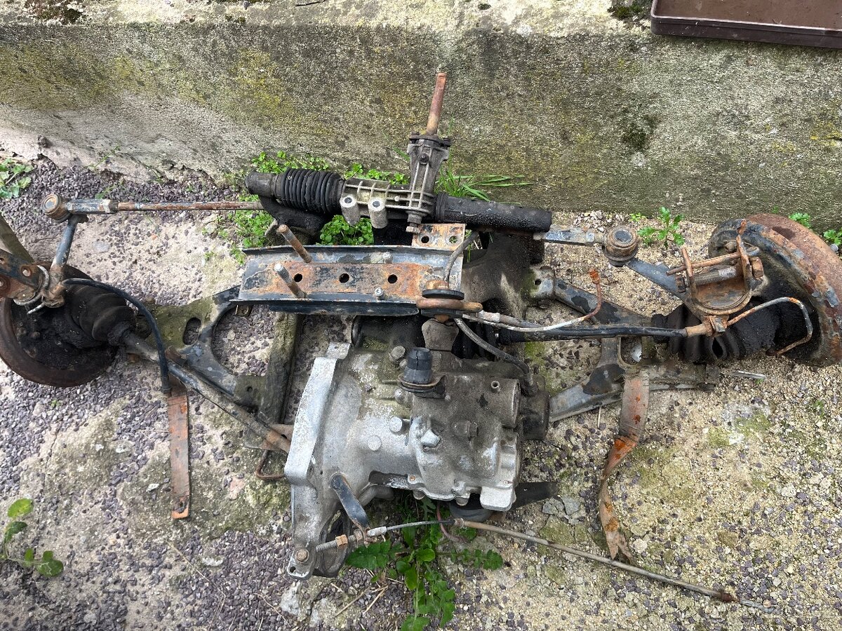 2x Trabant + Díly - 15