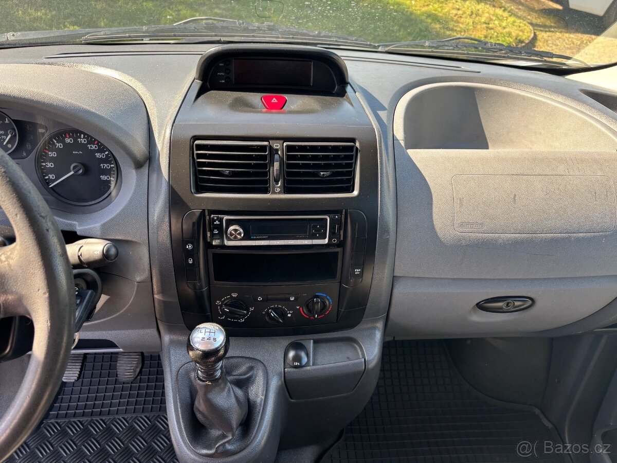 Citroën Jumpy 2.0 HDI 9 Míst - 15