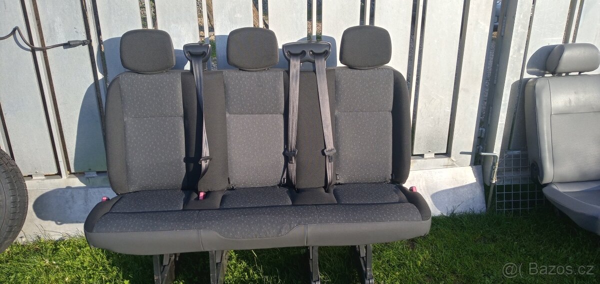 PRODÁM TROJSEDAČKU S PÁSY PRO TŘI OSOBY 2X ISOFIX - 15
