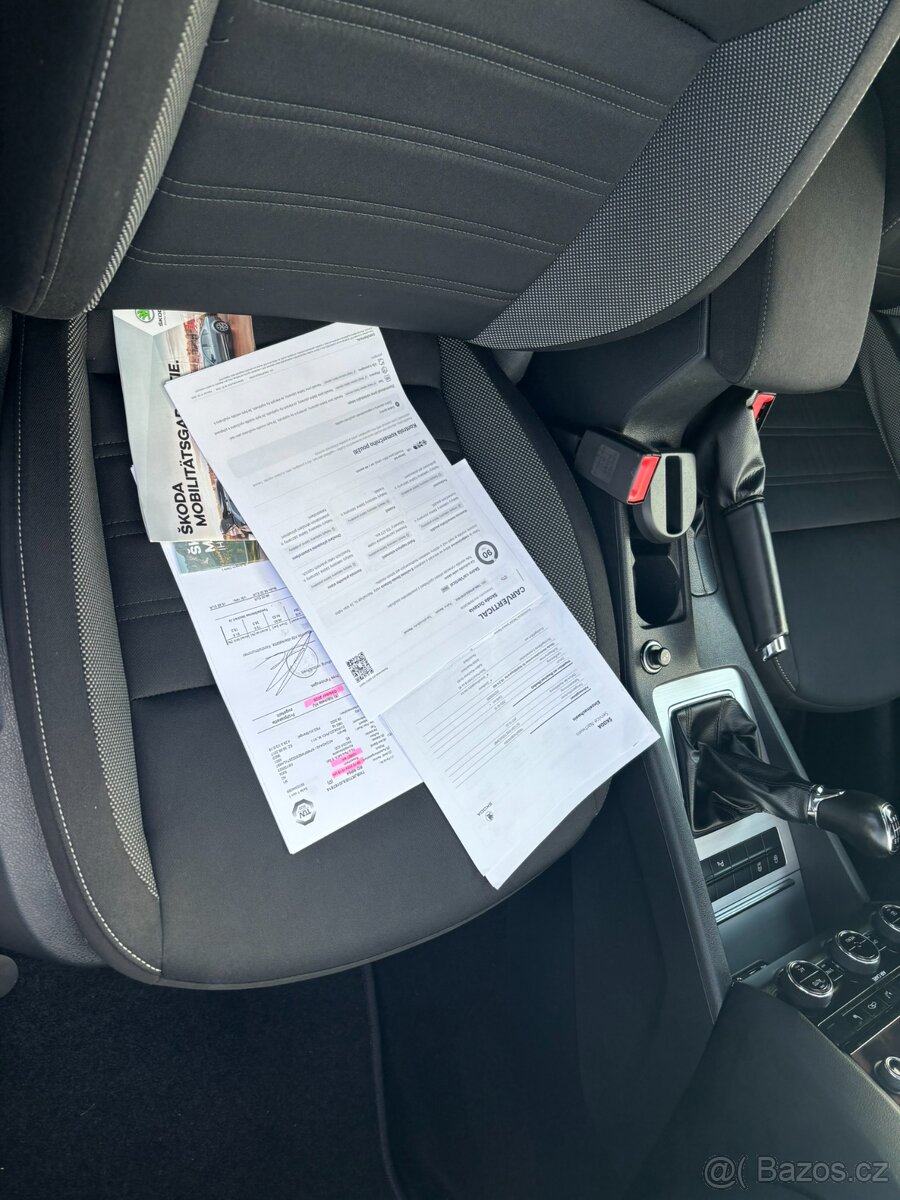 Škoda Octavia 1.5 TSI 110kw r.v.2017, serviska - 15