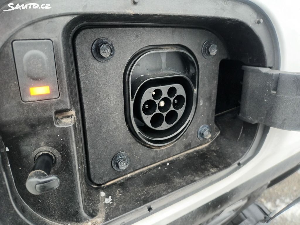 Hyundai Tucson, 1.6i Phev AUT.4x4 Premium DPH - 15