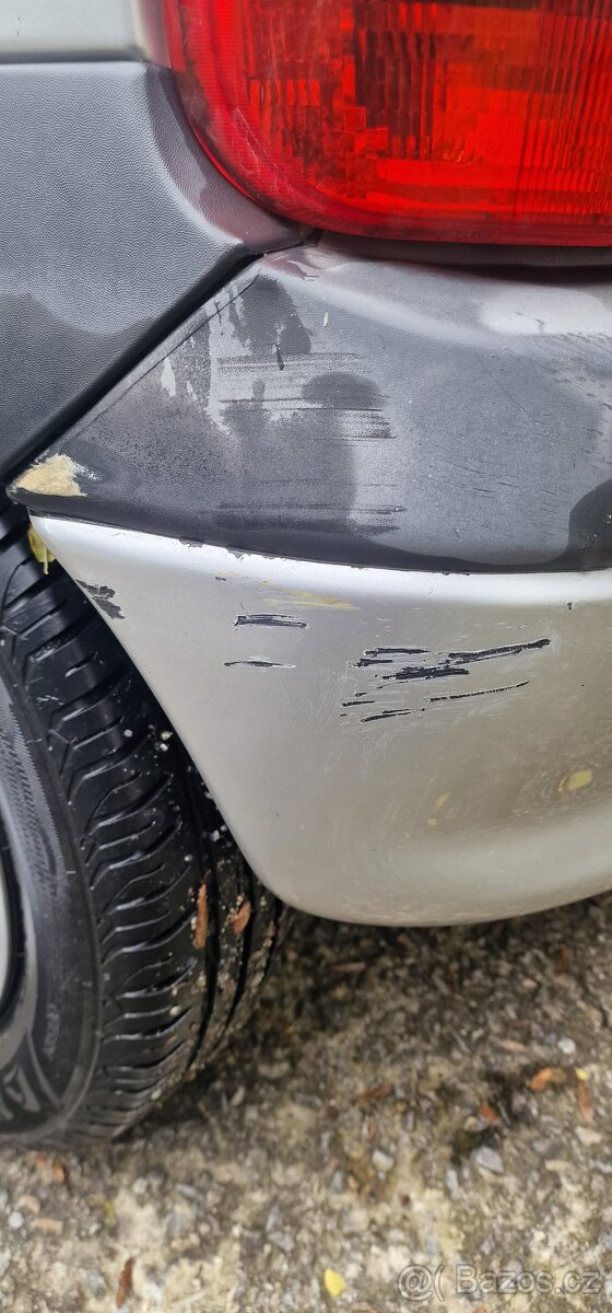 Opel Corsa 1.2 16V (2000) - 15