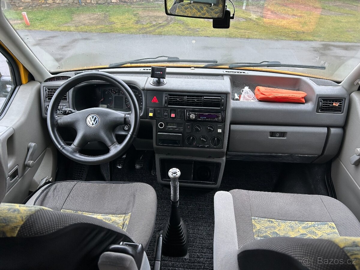 VW T4 2.5 TDI 65kW - přestavba WESTFALIA - 15