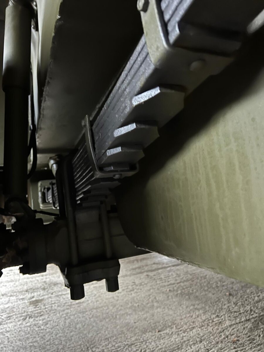 BRDM pouze 892 km - 15