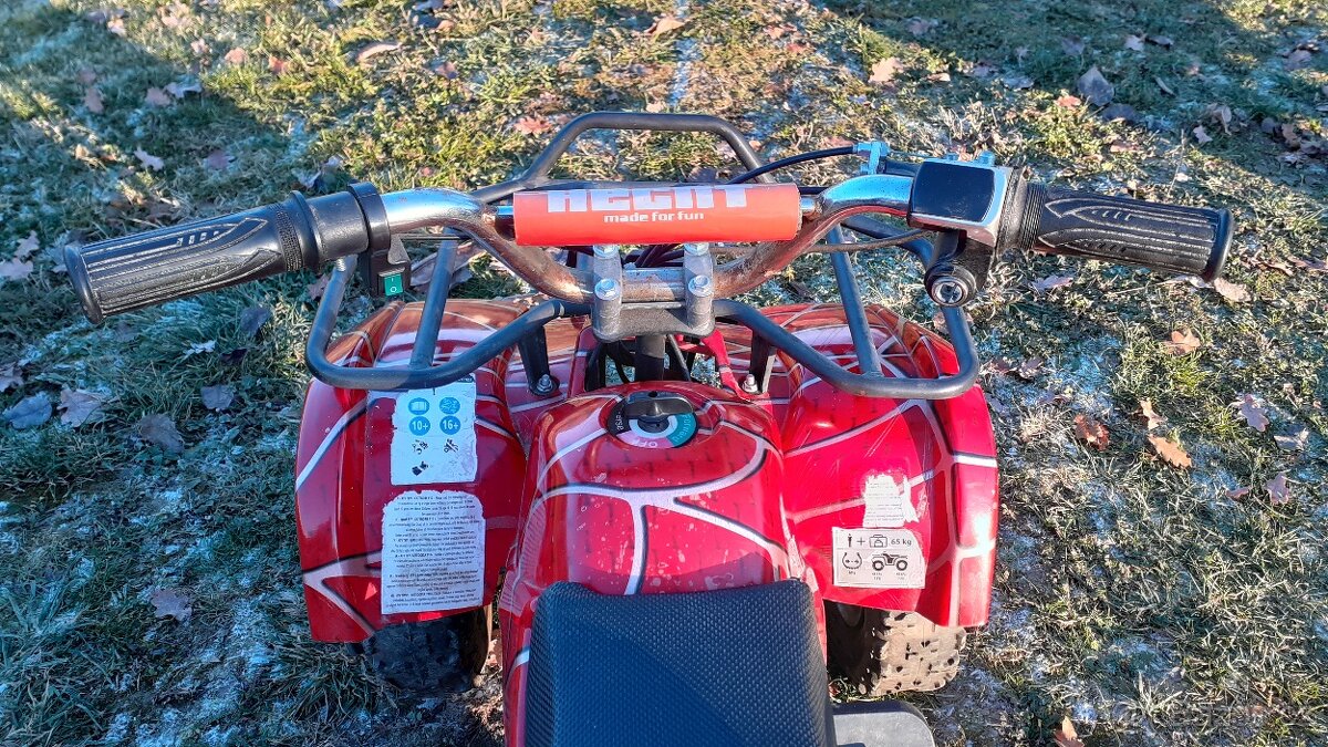 2 x elektrická čtyřkolka ATV REZERVACE do 10.12.2025 - 15