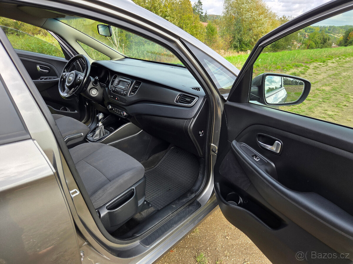 Kia Carens 1.7 CRDI 2015 105 000 km - 15