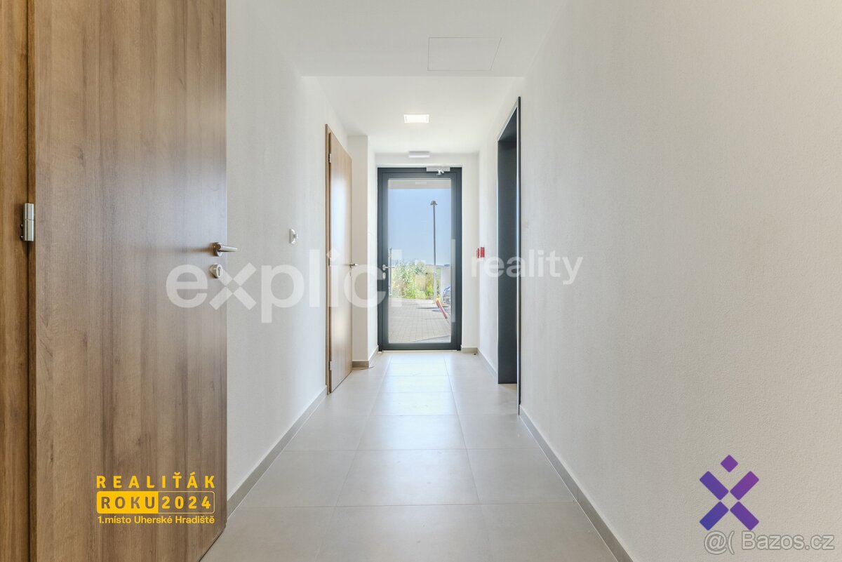 Prodej novostaveb mezonetových bytů 3+kk 79 m², zahrada 73 - - 15