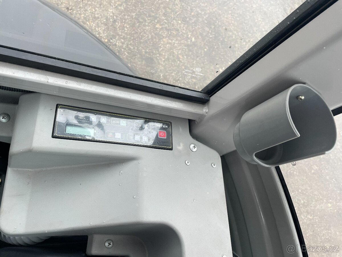 Pásový bagr Zoomlion ZE26GU - 15