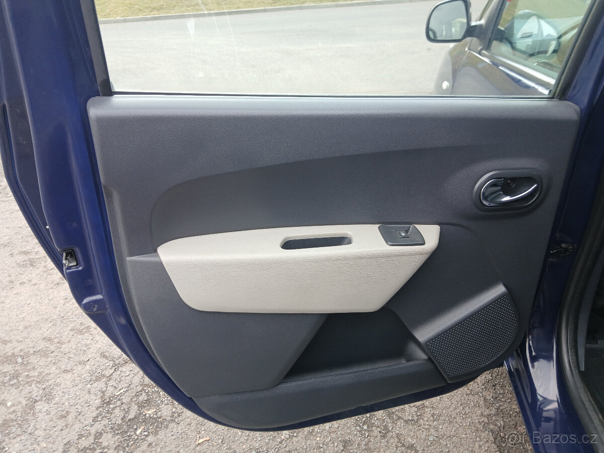 Dacia Lodgy 1.6i Jen 68.000 Km KLIMA - 15
