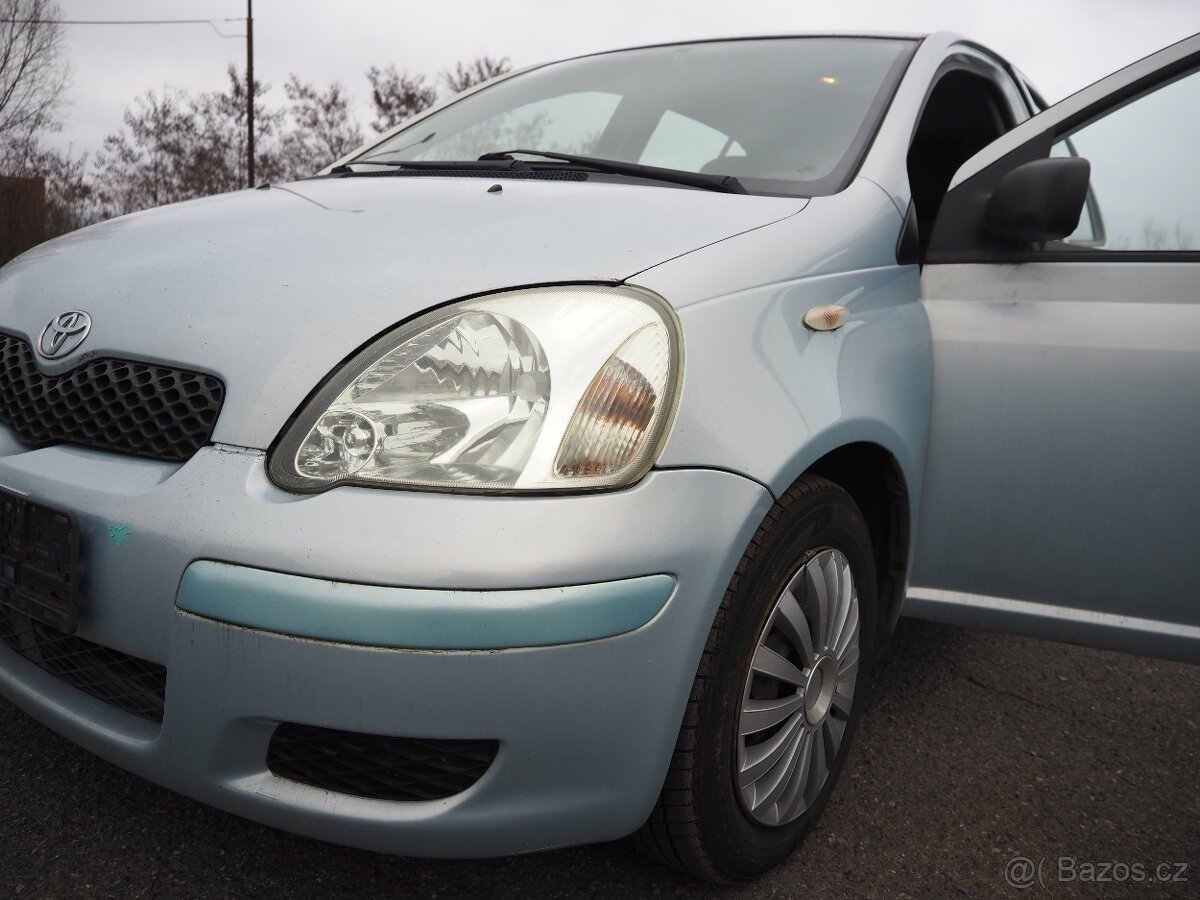 Toyota Yaris 1.3 KLIMATIZACE - 15