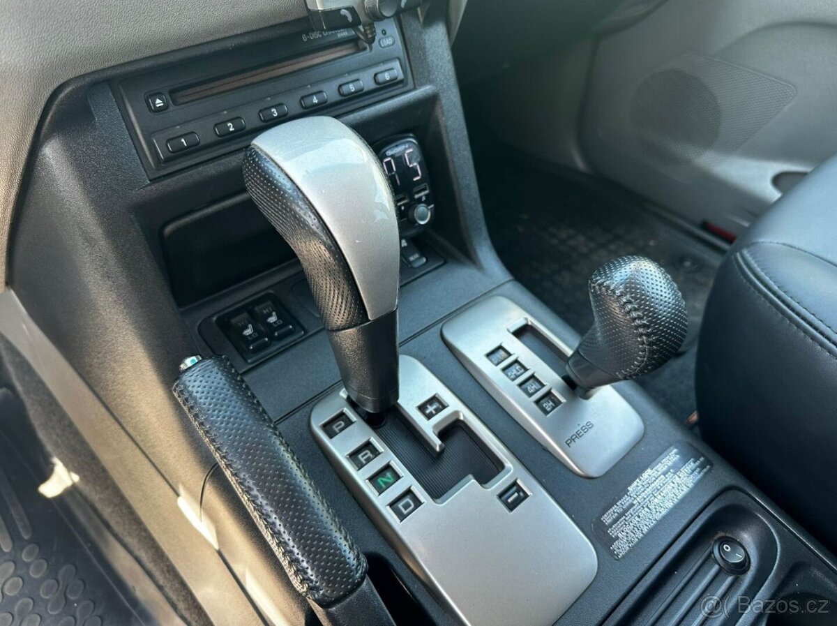 Mitsubishi Pajero 3.2 DI-D - 15